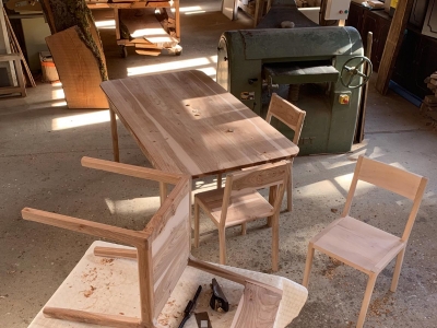 2026 atelier chaises.jpg